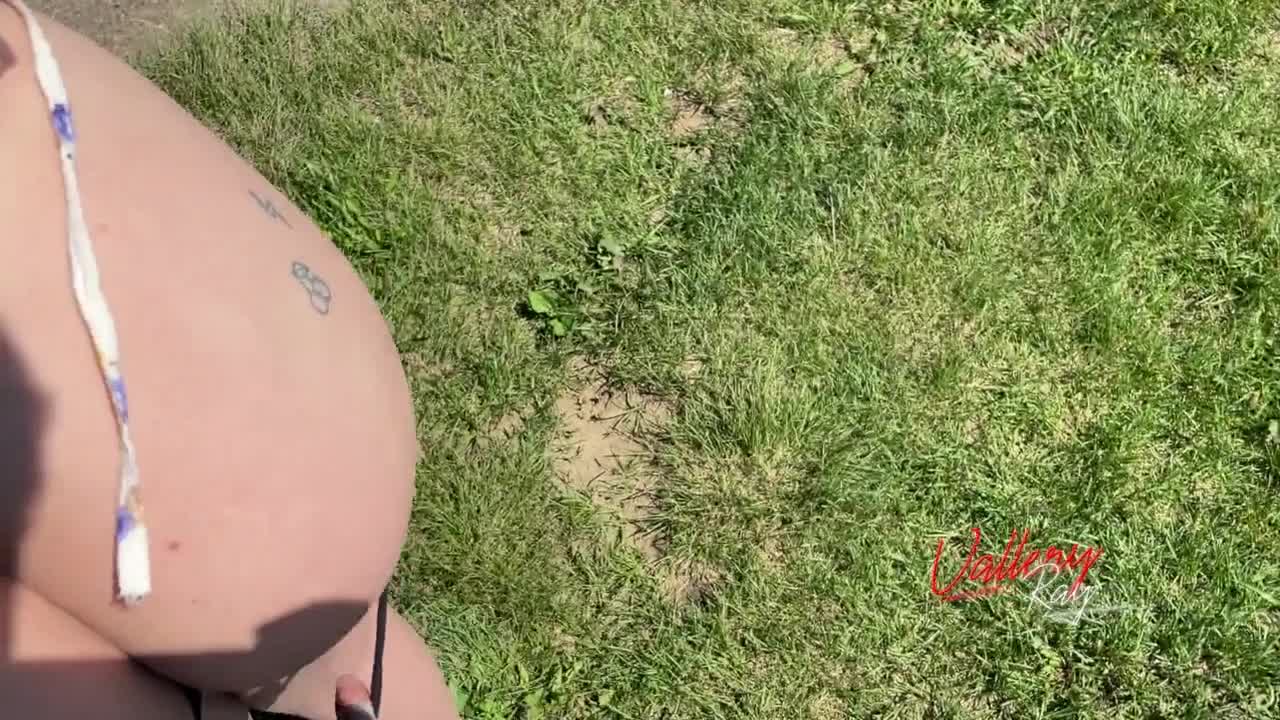 Жесткий трах на берегу реки НАС СПАЛИЛИ / кончил на сиськи - 2